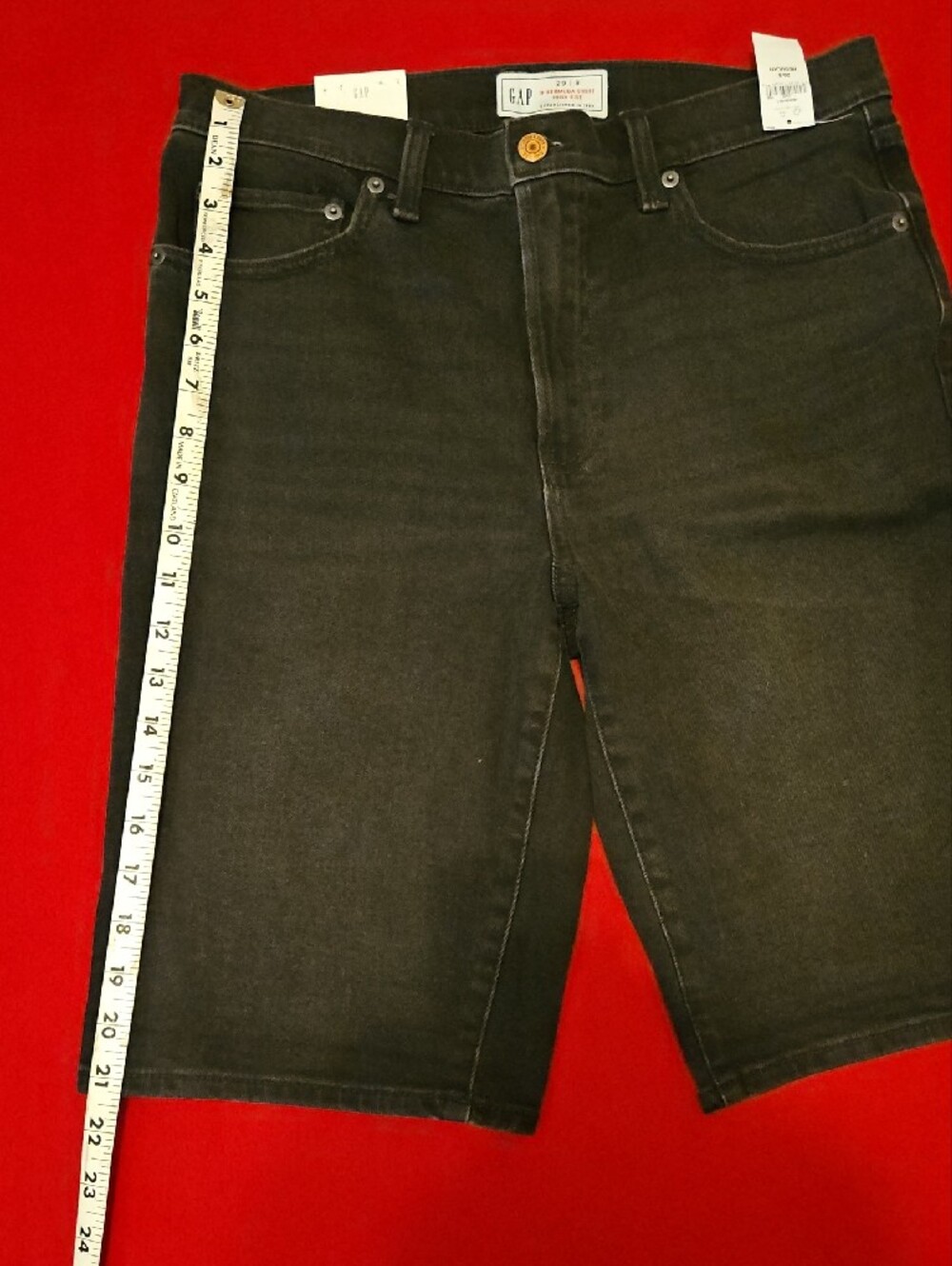 GAP 9" High Rise Bermuda Short - Picture 2 of 6
